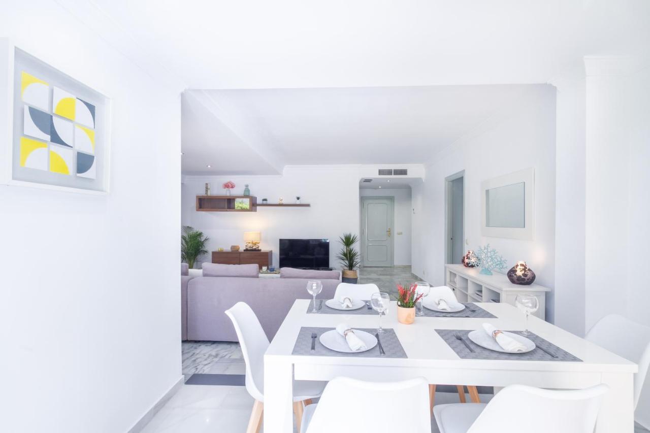 Marbella Banus Suites - Golden Beach Marbella Suite Екстериор снимка