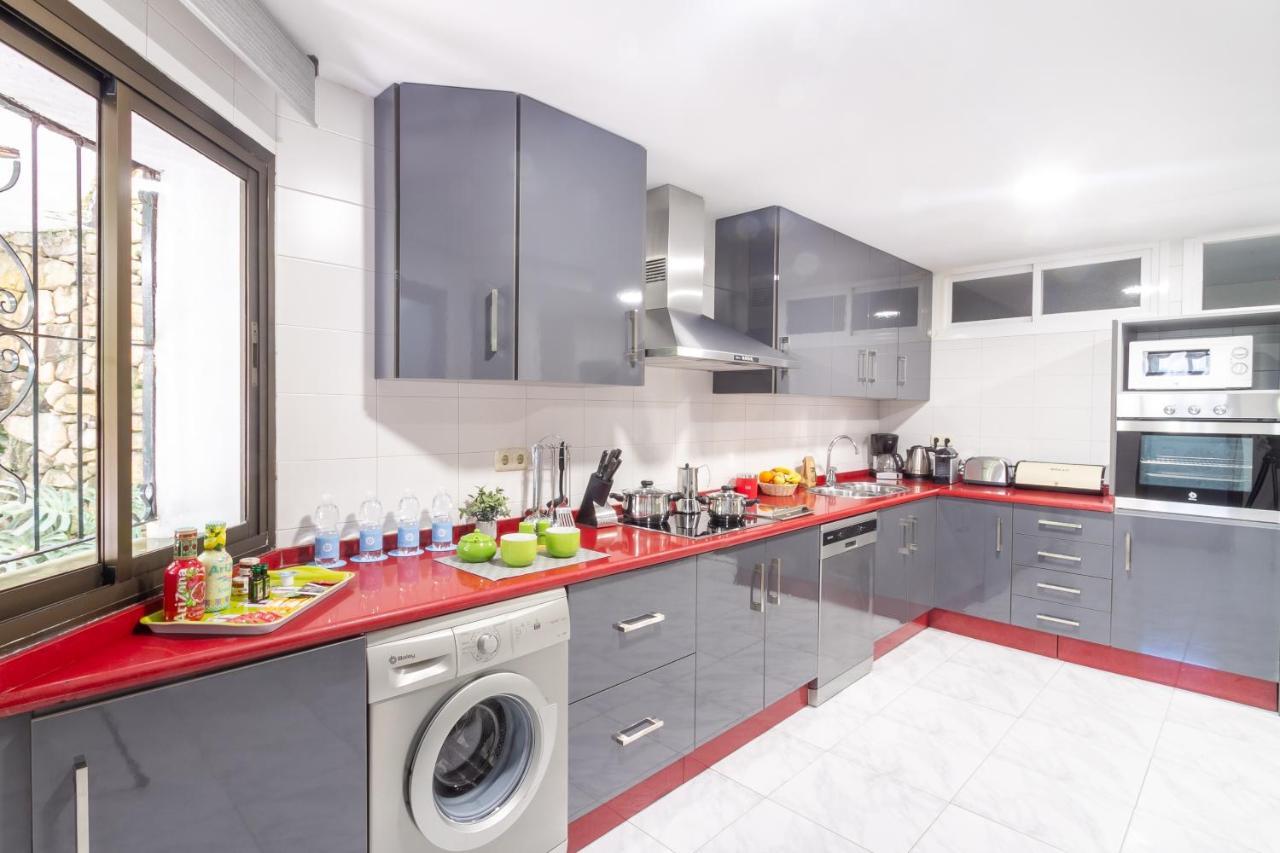 Marbella Banus Suites - Golden Beach Marbella Suite Екстериор снимка
