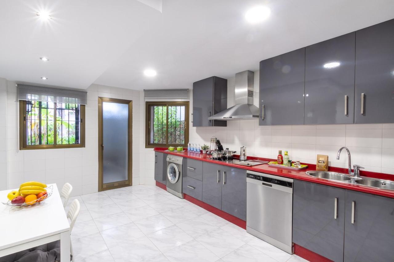 Marbella Banus Suites - Golden Beach Marbella Suite Екстериор снимка