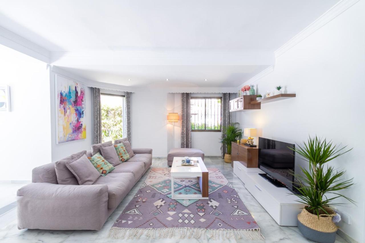 Marbella Banus Suites - Golden Beach Marbella Suite Екстериор снимка