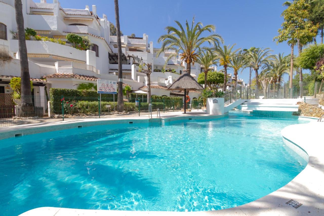 Marbella Banus Suites - Golden Beach Marbella Suite Екстериор снимка